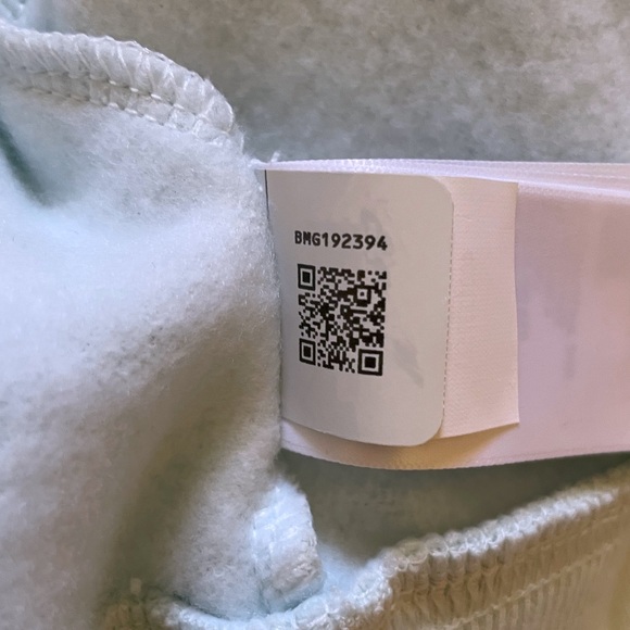 The North Face Women’s Logo Half Dome Full Zip Hoodie In Ice Blue - Picture 6 of 7